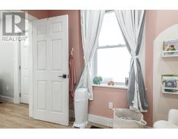 297 WELLINGTON STREET S - 8