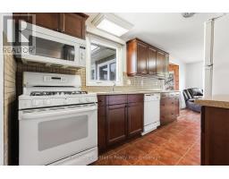 72234 LAKESHORE DRIVE - 10