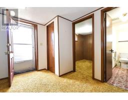 96 GRAFF AVENUE - 27
