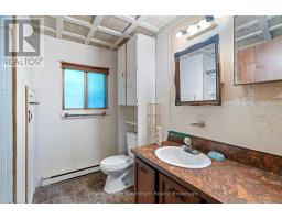 215 PRINCE ALFRED STREET - 17