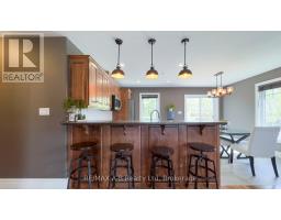 83 SYLVIA STREET - 18