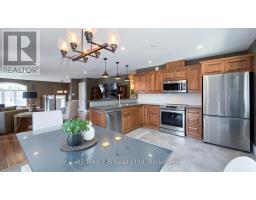 83 SYLVIA STREET - 24