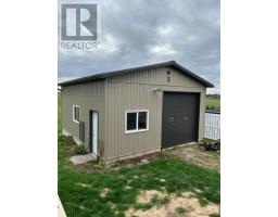660 GLORIA STREET - 17