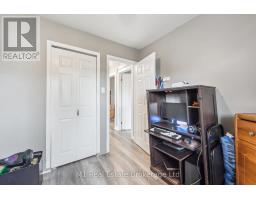 83 SCOTT ROAD - 17