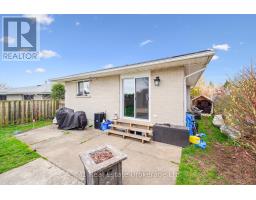 83 SCOTT ROAD - 33