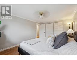 102 BARNICKE DRIVE - 32