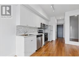 415 - 1 WELLINGTON STREET - 11