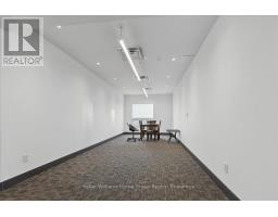 415 - 1 WELLINGTON STREET - 30
