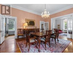 126 JOHN STREET N - 11