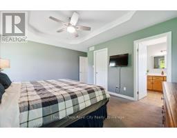17 ST BONIFACE DRIVE - 19
