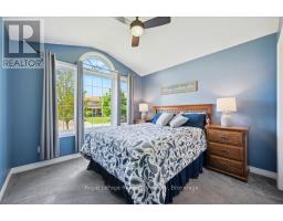 17 ST BONIFACE DRIVE - 22