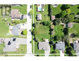 17 ST BONIFACE DRIVE - 43