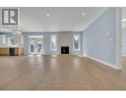 8357 GOOSEMARSH LINE - 15