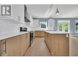 8357 GOOSEMARSH LINE - 20