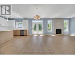 8357 GOOSEMARSH LINE - 24