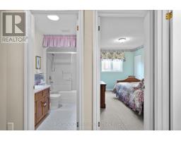 605 MAPLE AVENUE N - 15
