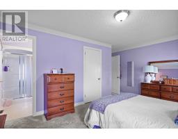605 MAPLE AVENUE N - 21