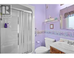605 MAPLE AVENUE N - 22