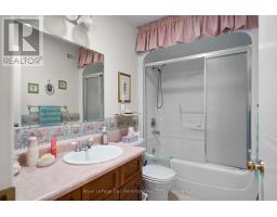 605 MAPLE AVENUE N - 23