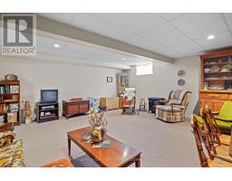 605 MAPLE AVENUE N - 32