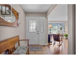 605 MAPLE AVENUE N - 4