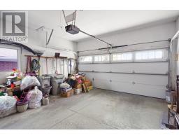 605 MAPLE AVENUE N - 42