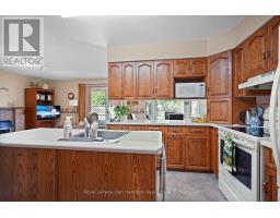 605 MAPLE AVENUE N - 9