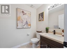 174 CURZON CRESCENT - 13