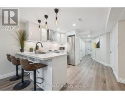 174 CURZON CRESCENT - 33
