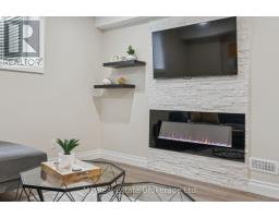 174 CURZON CRESCENT - 39