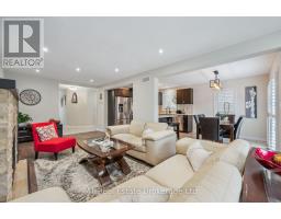 174 CURZON CRESCENT - 8