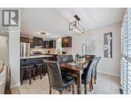 174 CURZON CRESCENT - 9