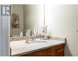 138 OAK PARK DRIVE - 7