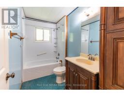 42 PEEL STREET - 30