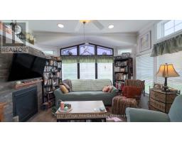 50 PORTSIDE DRIVE - 77719 BLUEWATER HIGHWAY - 10