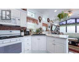 50 PORTSIDE DRIVE - 77719 BLUEWATER HIGHWAY - 18