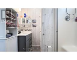 50 PORTSIDE DRIVE - 77719 BLUEWATER HIGHWAY - 23