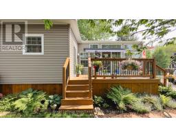 50 PORTSIDE DRIVE - 77719 BLUEWATER HIGHWAY - 42