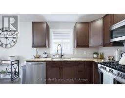 82 SYLVIA STREET - 20