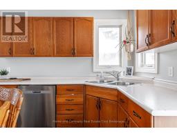 44 ELEANOR STREET - 15