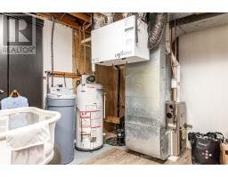 44 ELEANOR STREET - 37