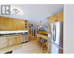 17 LOUISA STREET - 15
