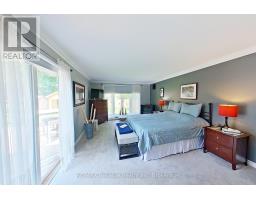 17 LOUISA STREET - 22