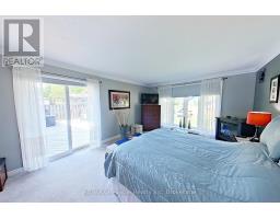 17 LOUISA STREET - 24