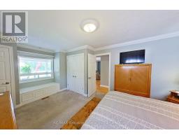 17 LOUISA STREET - 27