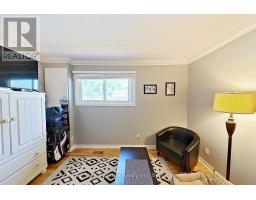 17 LOUISA STREET - 36