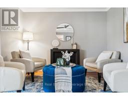 34 STRATHCONA CRESCENT - 22