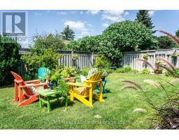 34 STRATHCONA CRESCENT - 45