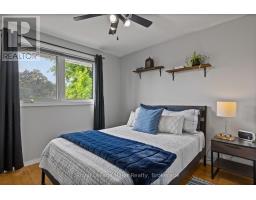 47 WINDEMERE CRESCENT - 26