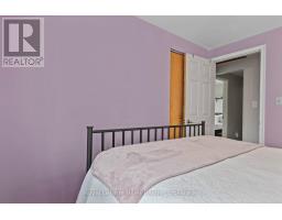 47 WINDEMERE CRESCENT - 29